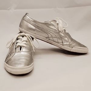 Puma Silver Women's Size 10